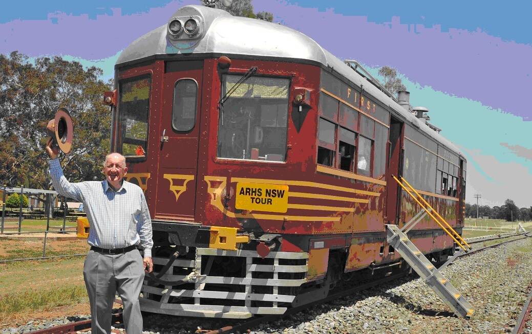 ON THE TRACKS: Former deputy prime minister Tim Fischer will be in Young to speak at the St John's Men's Lunch soon. Photo: Supplied.
