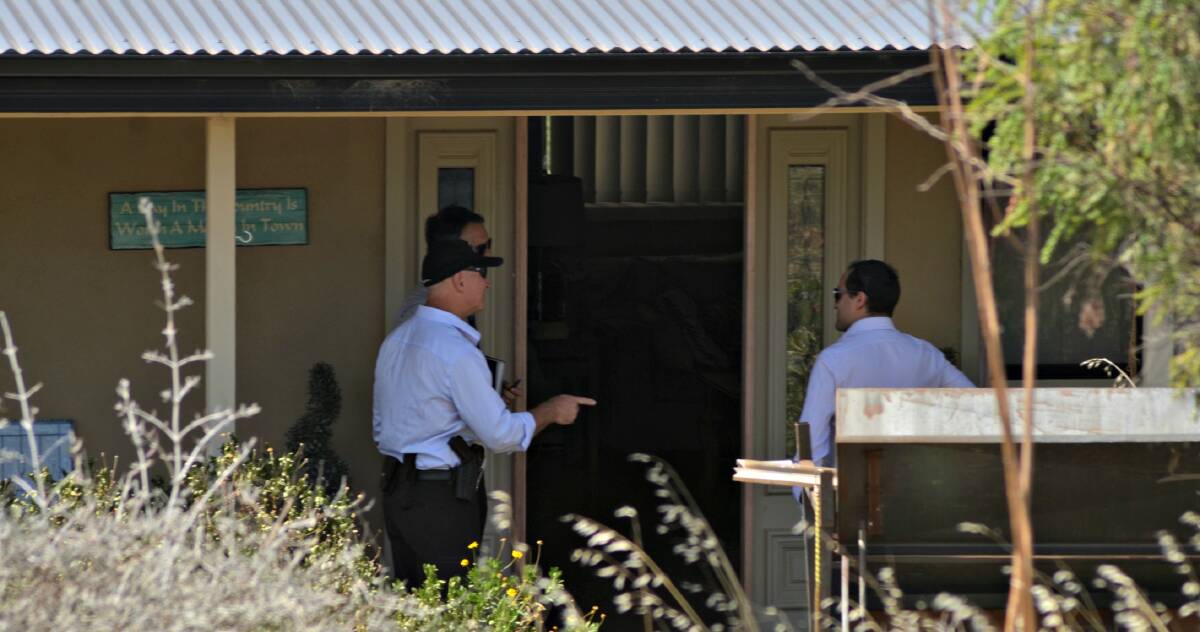 STEPPED UP: Australian Federal Police officers have escalated their search on the Cherry Vale Place property north of Young. Photo: Craig Thomson.
