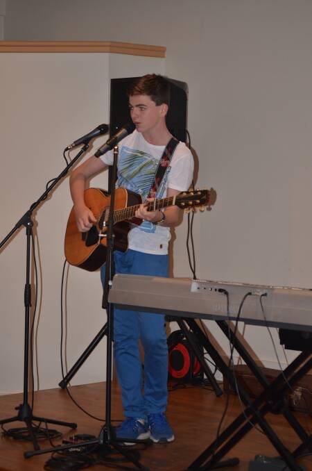 Local musician Harry Cleverdon entertained the crowd before the beginning of the awards dinner.