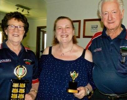 ON A ROLL: Valerie Parv was presented by Wilma Galvan and Bob Martin the Gerry Galvan perpetual trophy for indoor bowler of the year in 2016.