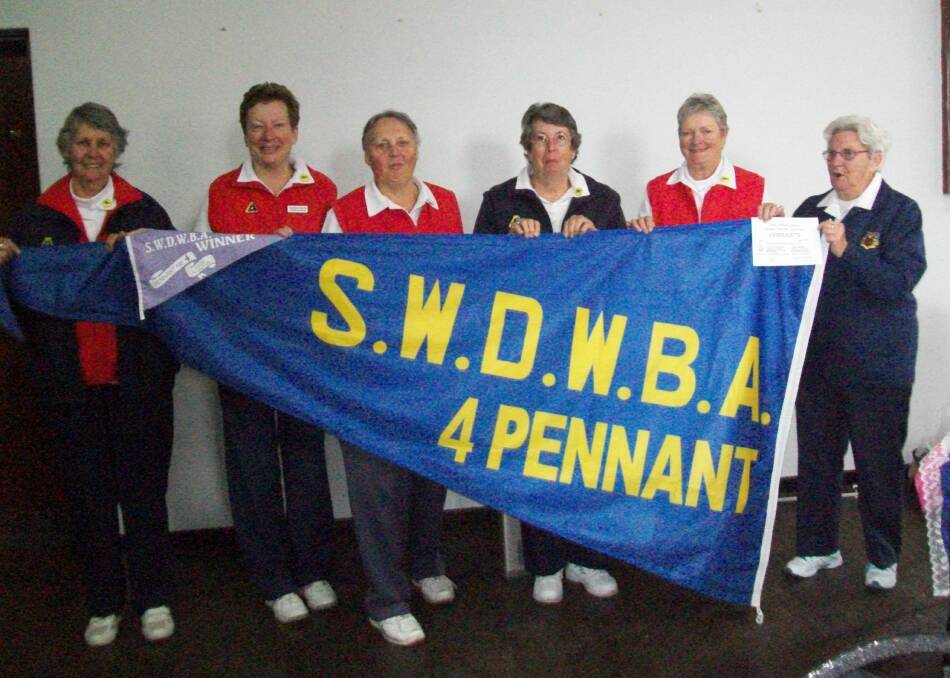 PRESENTATION: The No 4 Pennant Flag was presented to Young's Pennant team during the presentation day at Cootamundra recently.