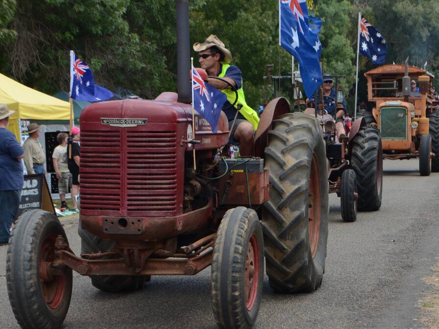 Parade: Wombat tractor pull.