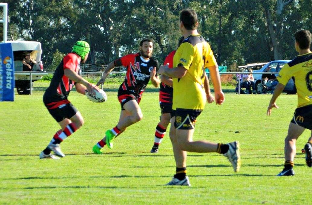HITTING IT UP: The Bears' Ben Logue taking a hit up. Logue went on to score the Bears' only try. Picture: Angela Long.