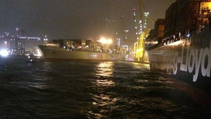 OOCL Hong Kong swings out after moorings cut by Kiel Express. Photo: Supplied