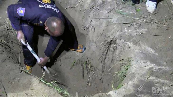 Wayne Schneider's body was found in a two-metre-deep grave in roadside bushes near a Chinese temple outside Pattaya, Thailand. Photo: Thai PBS English