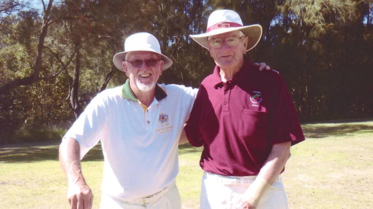 AMONG THE BEST: The number one-ranked NSW player John Levick with Young’s Doug Leabeater.              (sub)