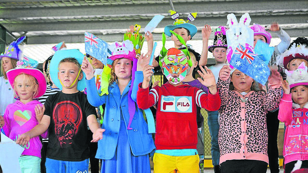 ABOVE: Year 2 created Easter hats with the theme “Cool to be an Aussie Kid”.                                                                 (sub)