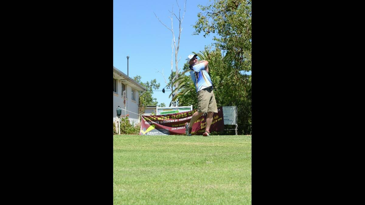 SWING: Mal Sutherland from the Cootamundra Police side at the 000 Emergency Golf Day.