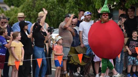Plenty of colour and fun for the 2023 Cherry Festival Parade | Photos