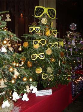 It's time to get creative with the Christmas Tree Festival coming up soon.