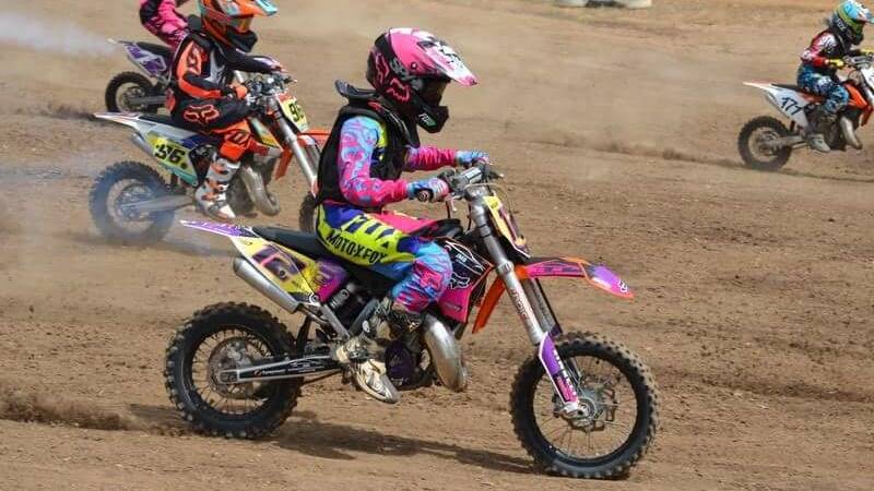 Bella Brownlie 65 cc 9-11 yrs class competing with the boys. Photo: Jon Brownlie.