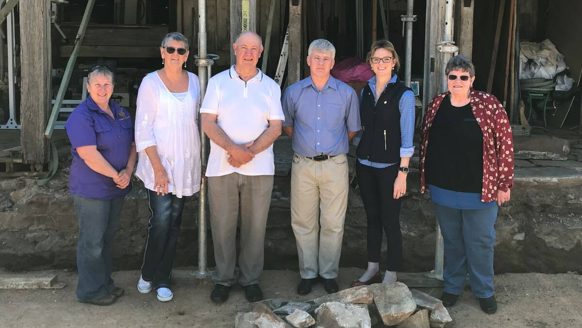 Steph Cooke MP with  Leah Coggan, Heather Ritchie, Tony Porter, John Richens and Tricia Mack from Murringo Community Association.