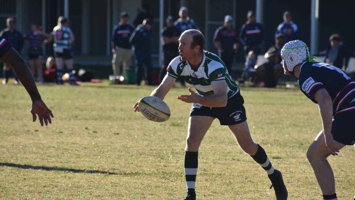 Ned Mullany fires out a pass for the Yabbies who take on the Boorowa Goldies in the semi finals this weekend. Photo by Peter Guthrie.