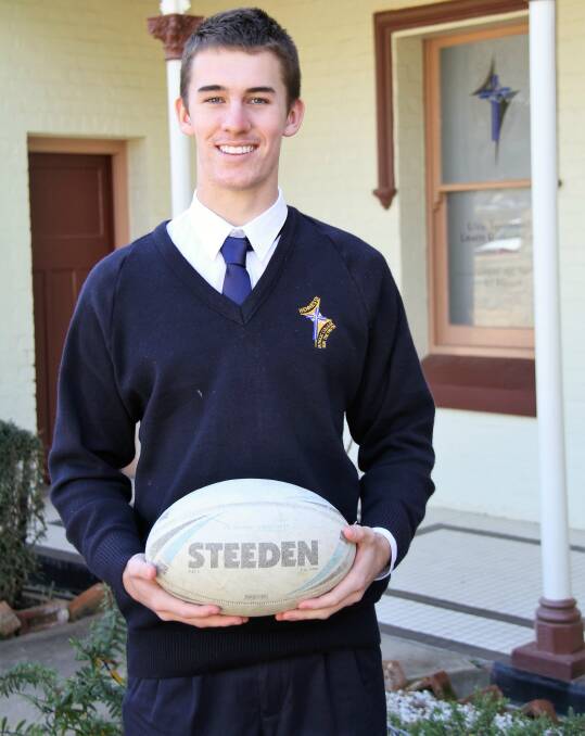 Hennessy Catholic College student Zac Rumble has signed a deal with the Canterbury Bulldogs. 