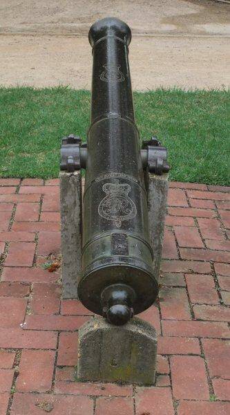 Collins Park Wagga 2012. Cannon taken to Lambing Flat 1861. Photo: contributed
