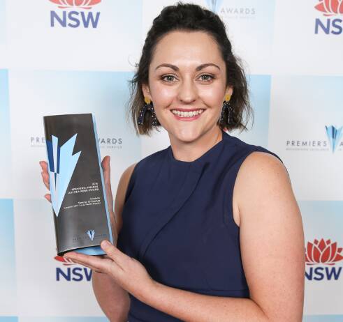 Western NSW Local Health District clinical midwifery consultant Tammy O'Connor receiving the Premiers Awards for Public Service for helping pregnant women and mothers in rural and remote communities in 2018. Photo: SUPPLIED