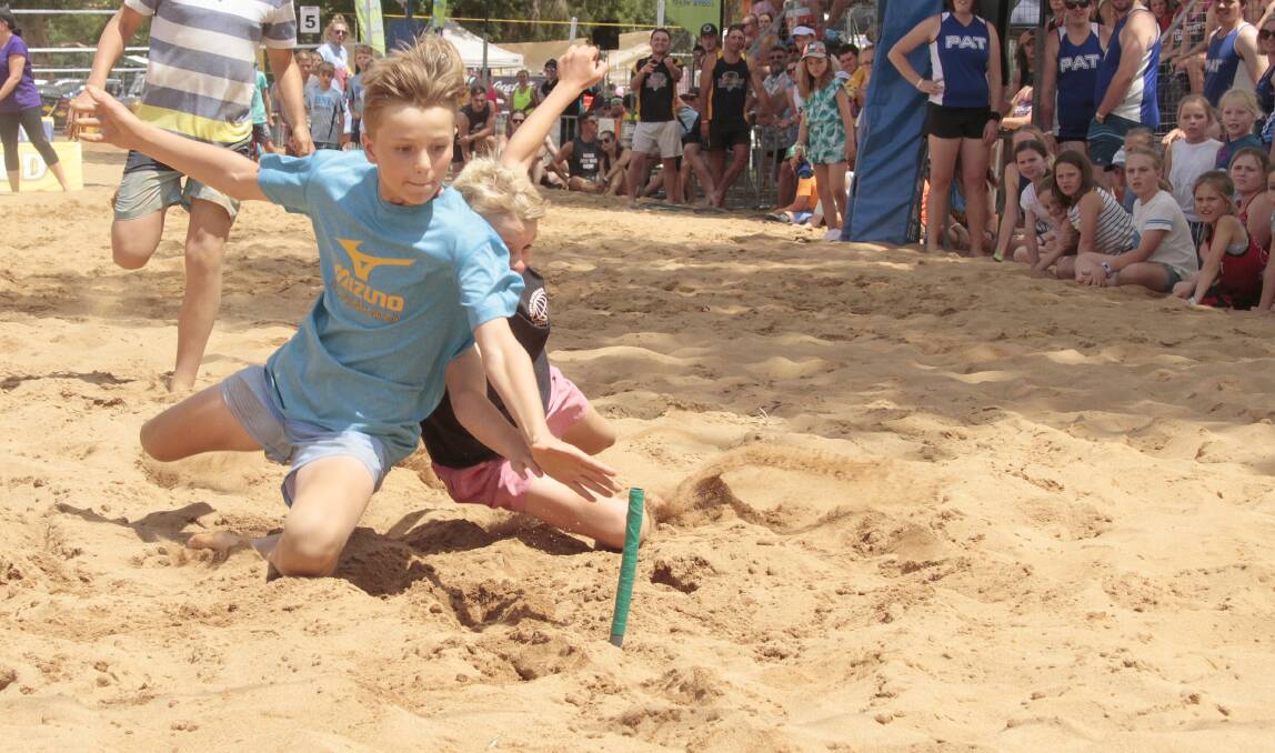 Various kinds of beach sprints are held for under 14s and also for adults whether they're volleyball players or not. Photo: file