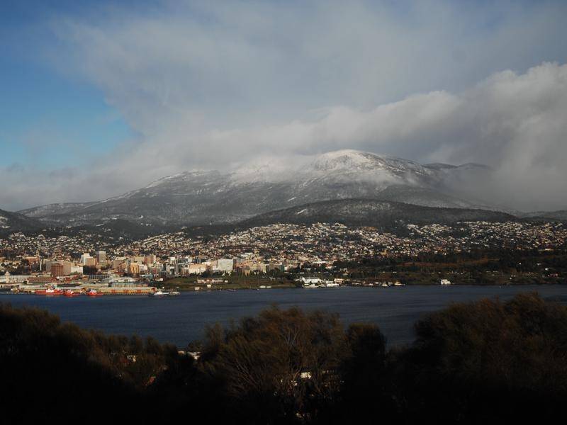 The Bureau of Meteorology says rare springtime snow could fall in Hobart this week.